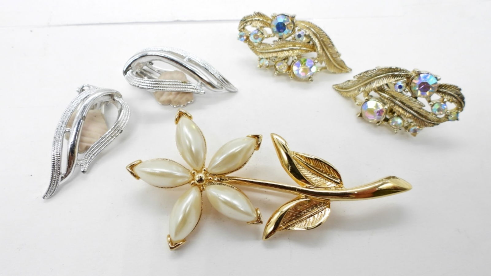 NAPIER, CORO & COVENTRY FASHION JEWELRY (1 of 1)