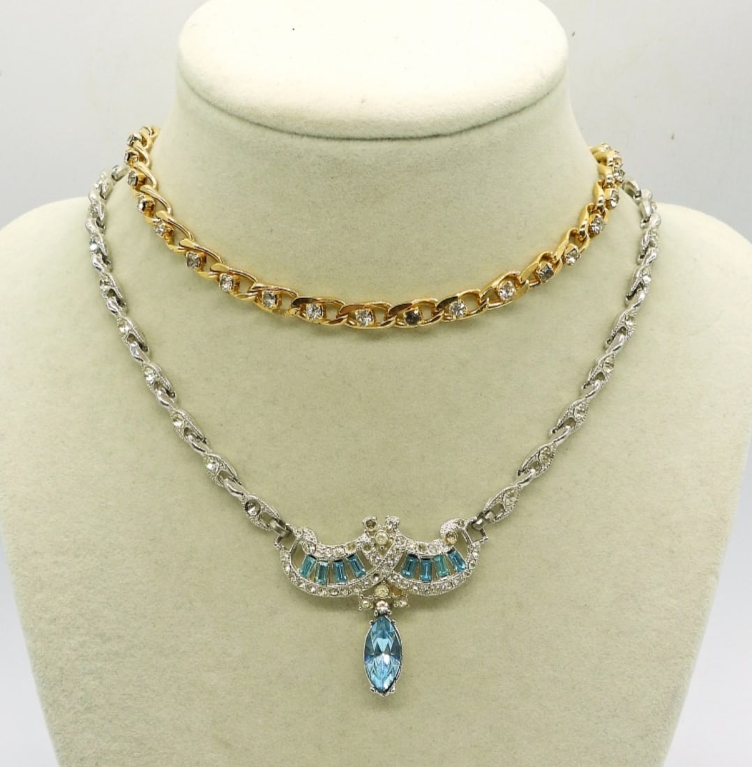 2 VINTAGE RHINESTONE NECKLACES (1 of 4)