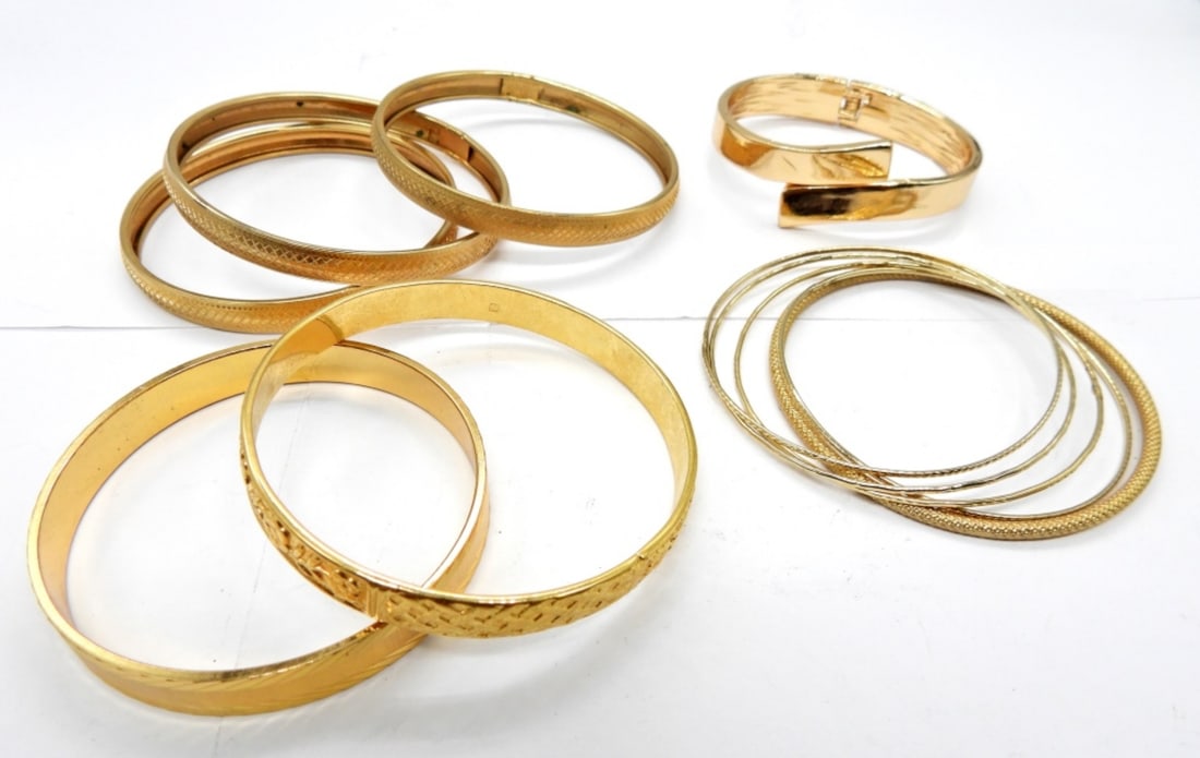 11 GOLD TONE BANGLES (1 of 4)