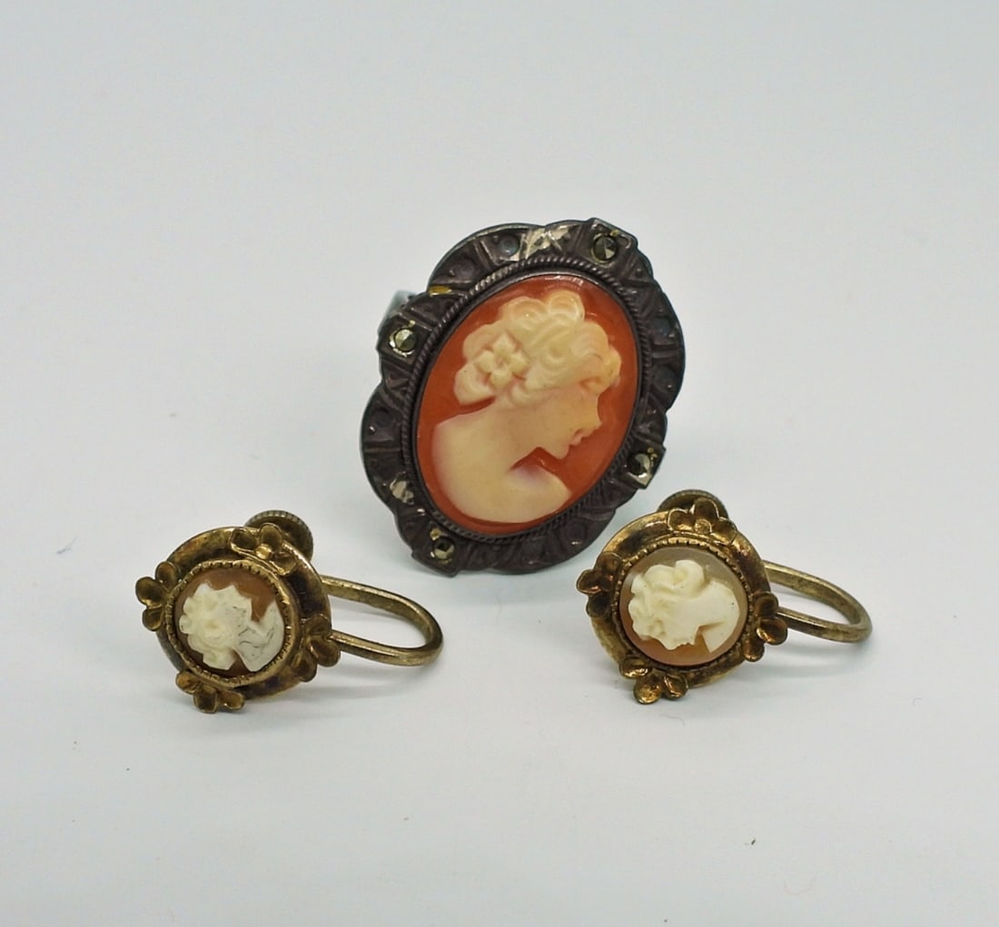 VINTAGE 925 CAMEO RING & EARRINGS (1 of 3)