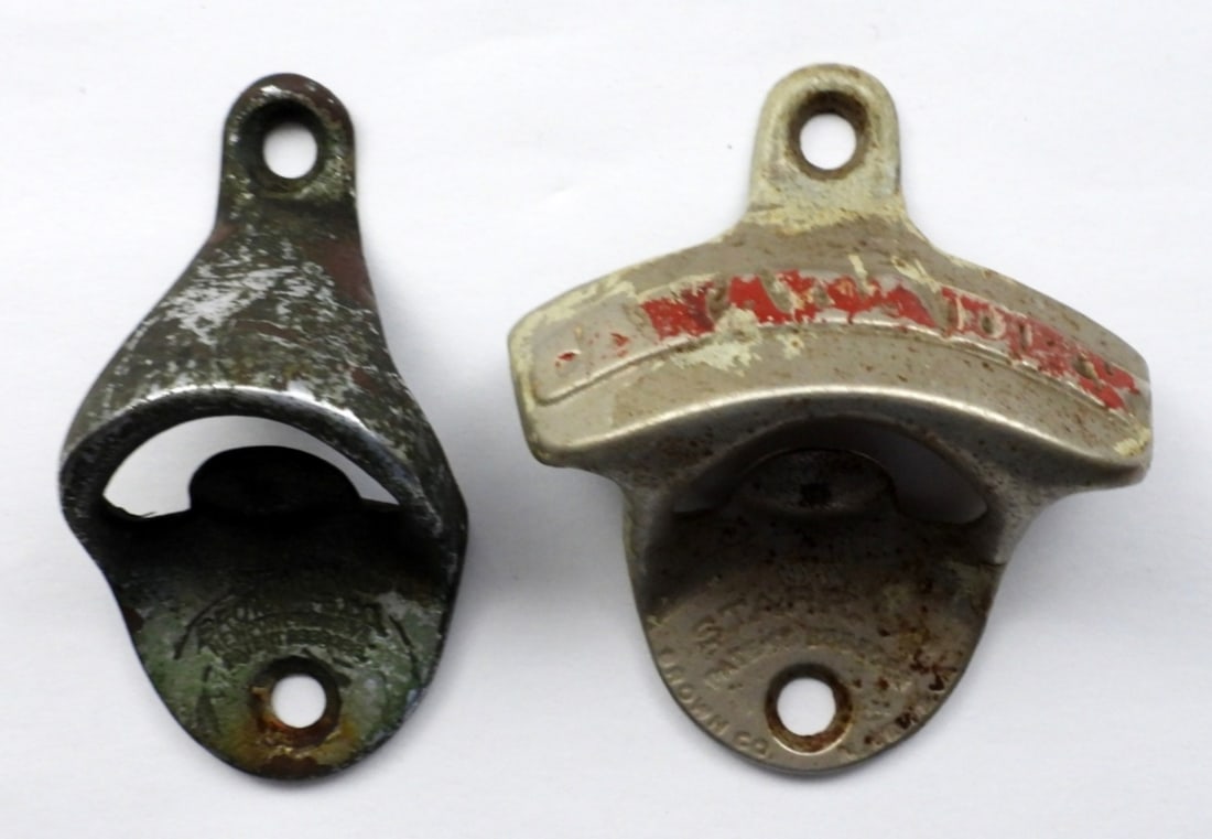 (2) VINTAGE BOTTLE OPENERS, CANADA DRY (1 of 3)