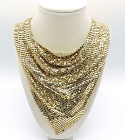 LARGE MESH BIB STYLE NECKLACE