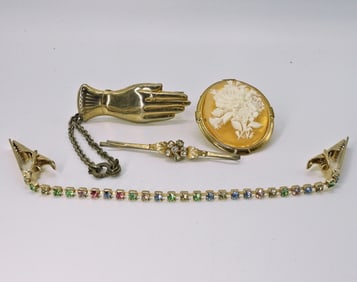 VINTAGE LADIES ACCESSORIES