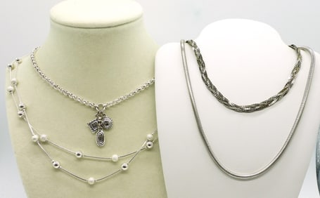 (4) SILVER TONE FASHION NECKLACES