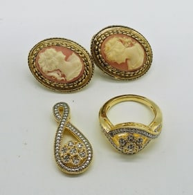 GOLD TONE RING, PENDANT & CAMEO EARRINGS