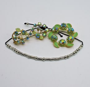 GREEN RHINESTONE BROOCHES