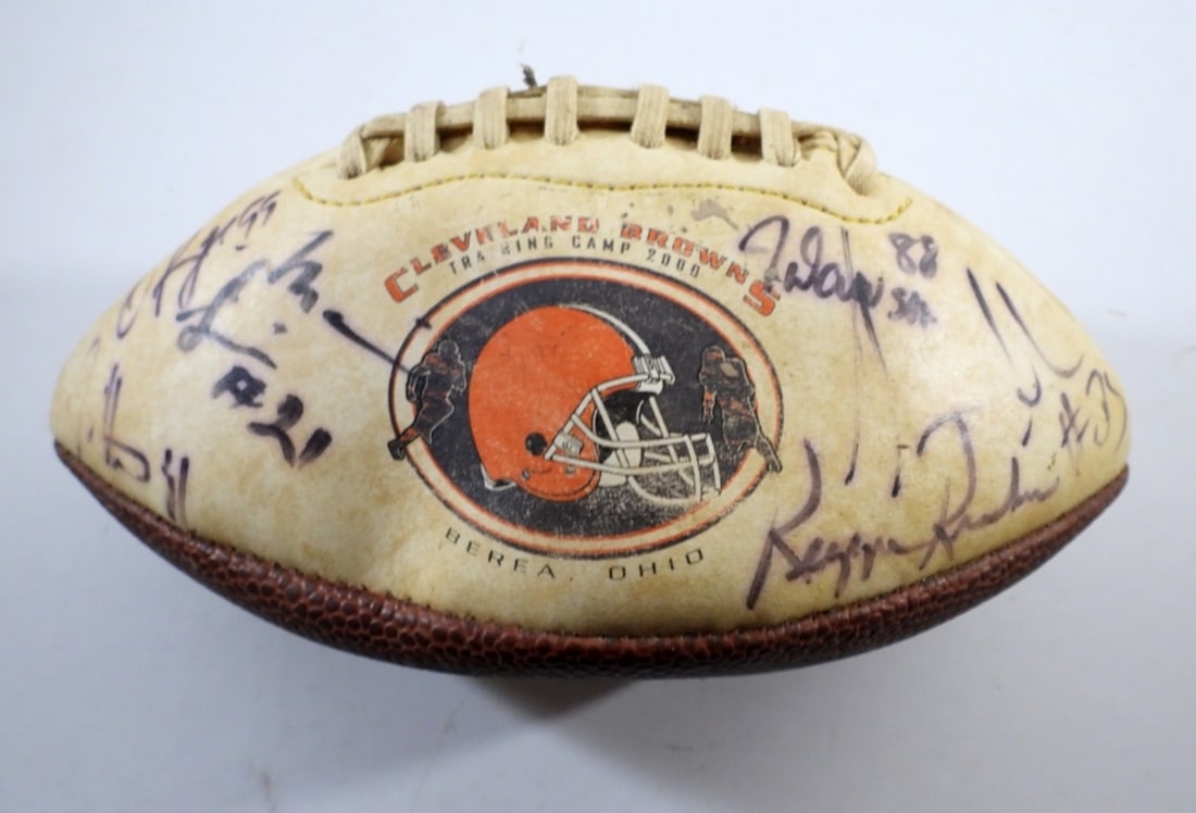 (15) AUTO CLEVELAND BROWNS FOOTBALL (1 of 7)