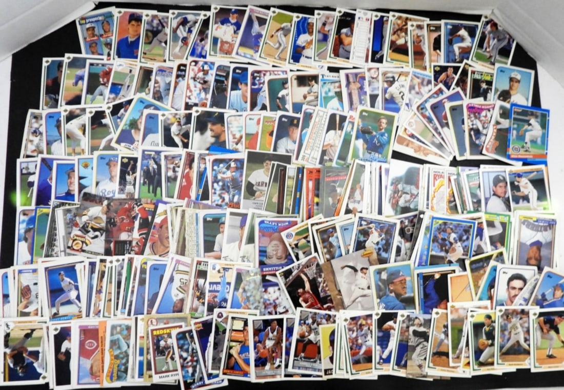 APPROX. 700 OF MOSTLY BASEBALL CARDS: MOSTLY BASEBALL WITH A MIX OF OTHER SPORTS, BETWEEN 80S AND 90S, UNSEARCHED