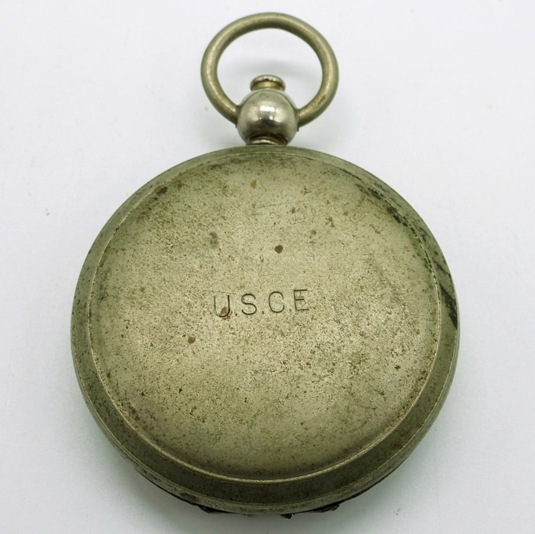 VINTAGE WW2 POCKET COMPASS (1 of 3)