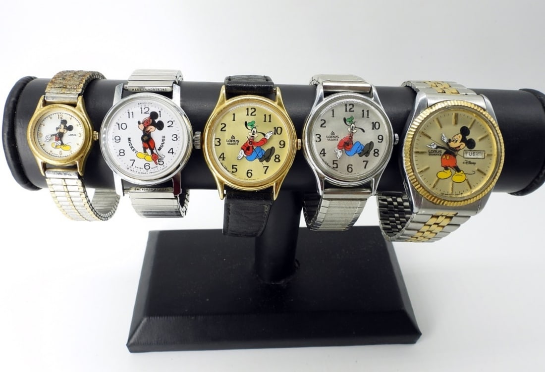 LORUS & BRADLEY MICKEY GOOFY WATCHES (1 of 3)