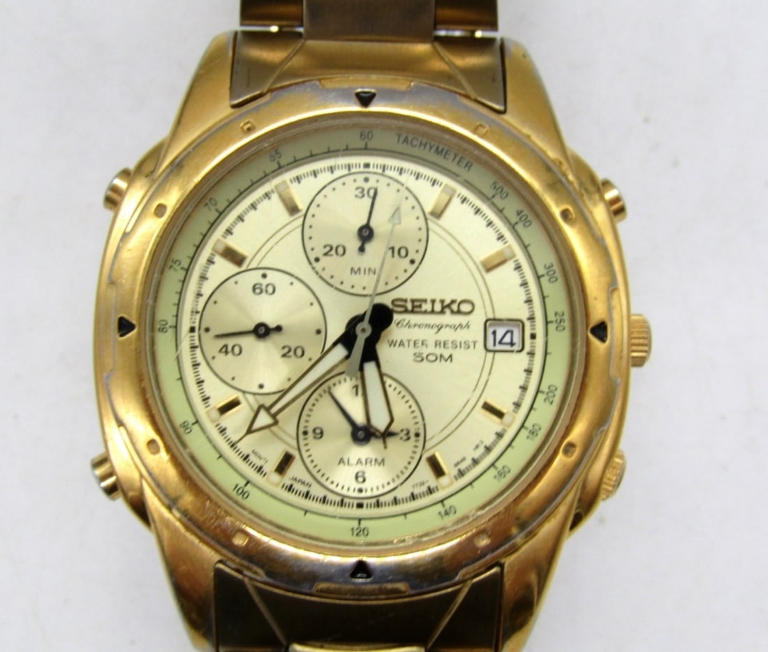 SEIKO CHRONOGRAPH WATCH (1 of 3)