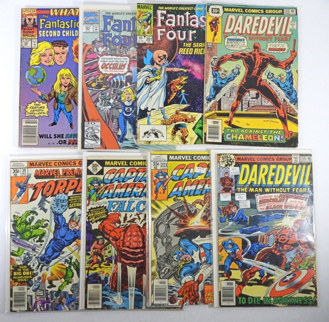 8 CT MARVEL COMICS (1 of 3)