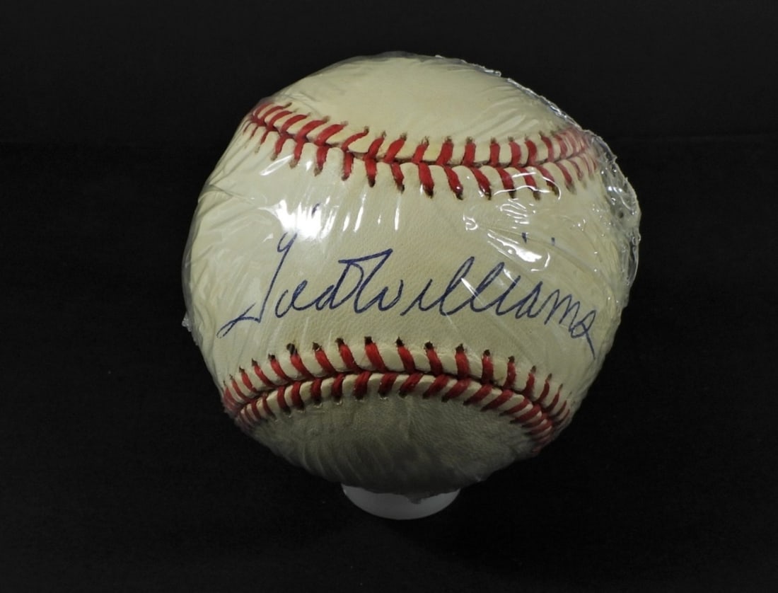 TED WILLIAMS AUTOGRAPH BASEBALL (1 of 3)