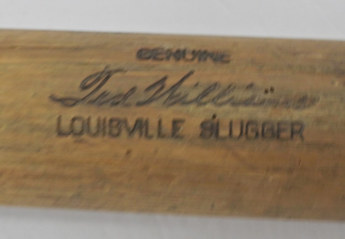 TED WILLIAMS LOUISVILLE SLUGGER BAT (1 of 3)