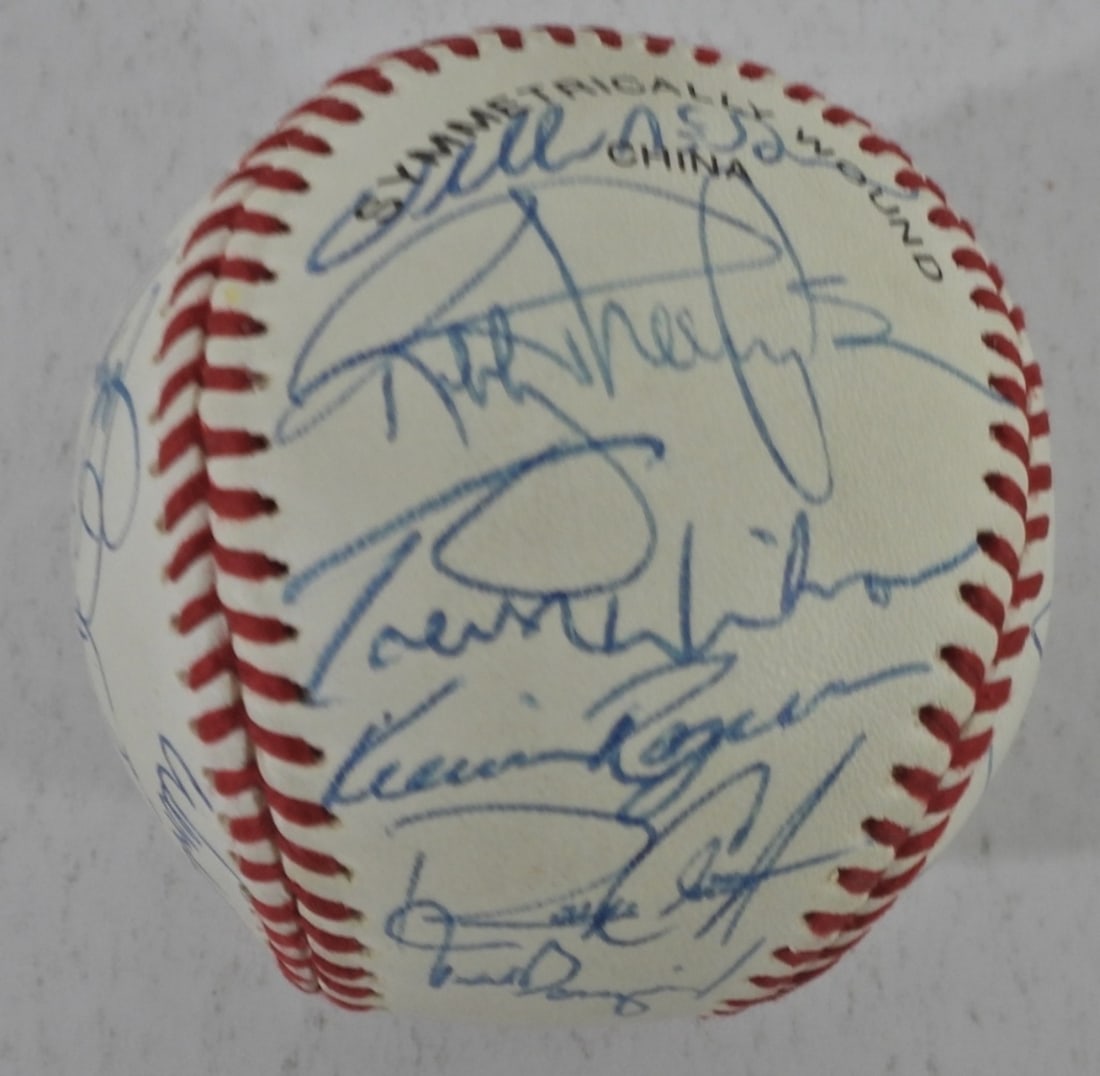 1987/88 GIANTS AUTO TEAM BALL (1 of 5)