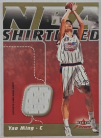 YAO MING FLEER FOCUS CARD 03-04