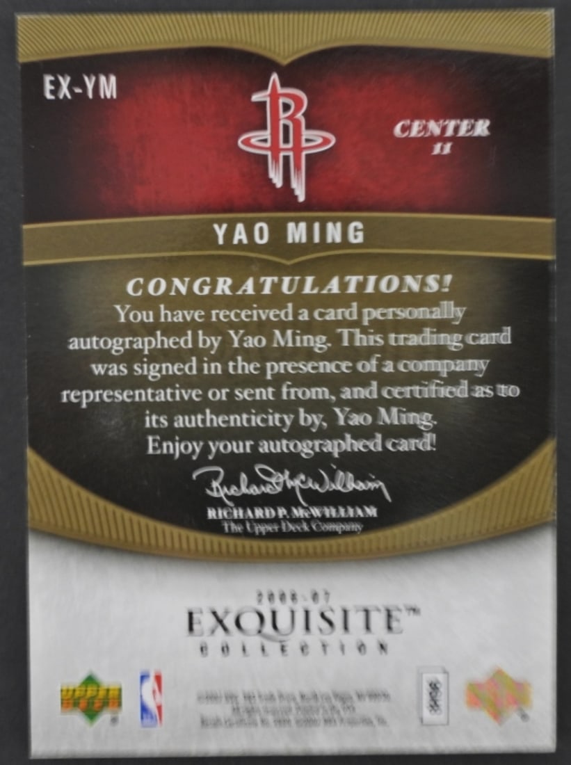 YAO MING AUTO CARD 10/25 (1 of 2)