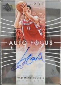 YAO MING AUTOGRAPH CARD