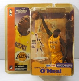 McFARLANE NBA SERIES 2 SHAQUILLE O'NEAL FIGURINE