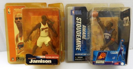 (2) MCFARLANE NBA FIGURINES