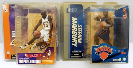 (2) MCFARLANE NBA FIGURINES