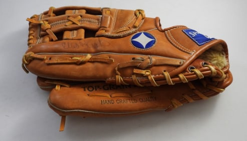 ELLIS BURKS SIGNED BASEBALL GLOVE