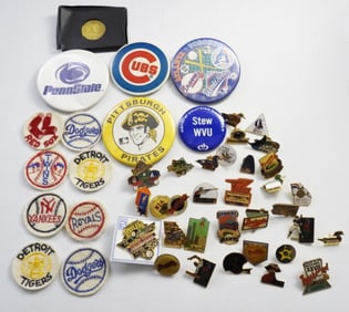 LOT OF SPORTS PINS/BUTTONS