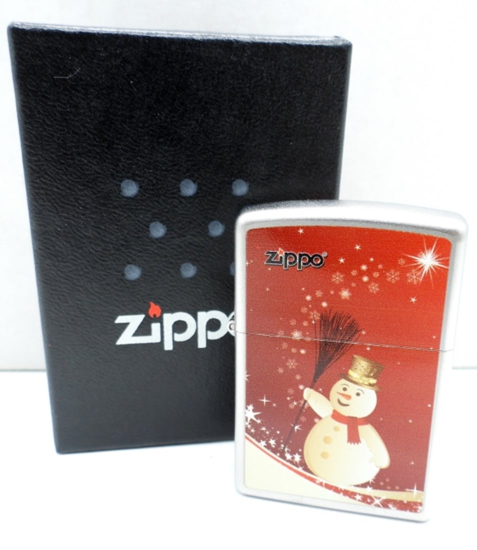 2011 SEALED ZIPPO SNOWMAN (1 of 3)