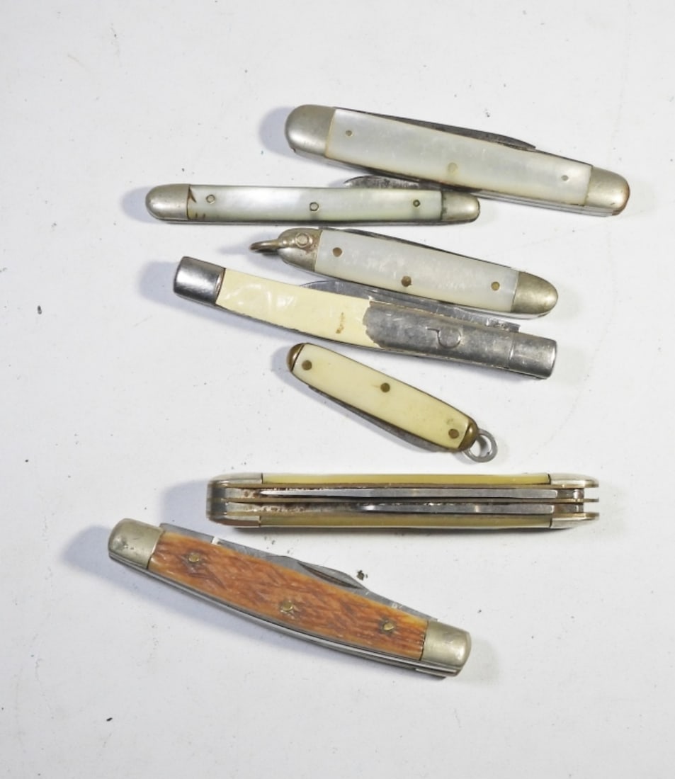 (7) SMALL POCKET KNIFE LOT (1 of 2)