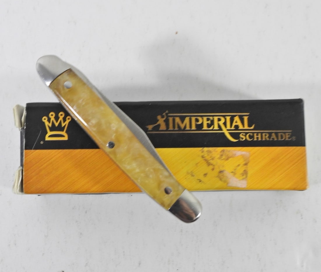 SCHRADE IMPERIAL POCKET KNIFE (1 of 4)