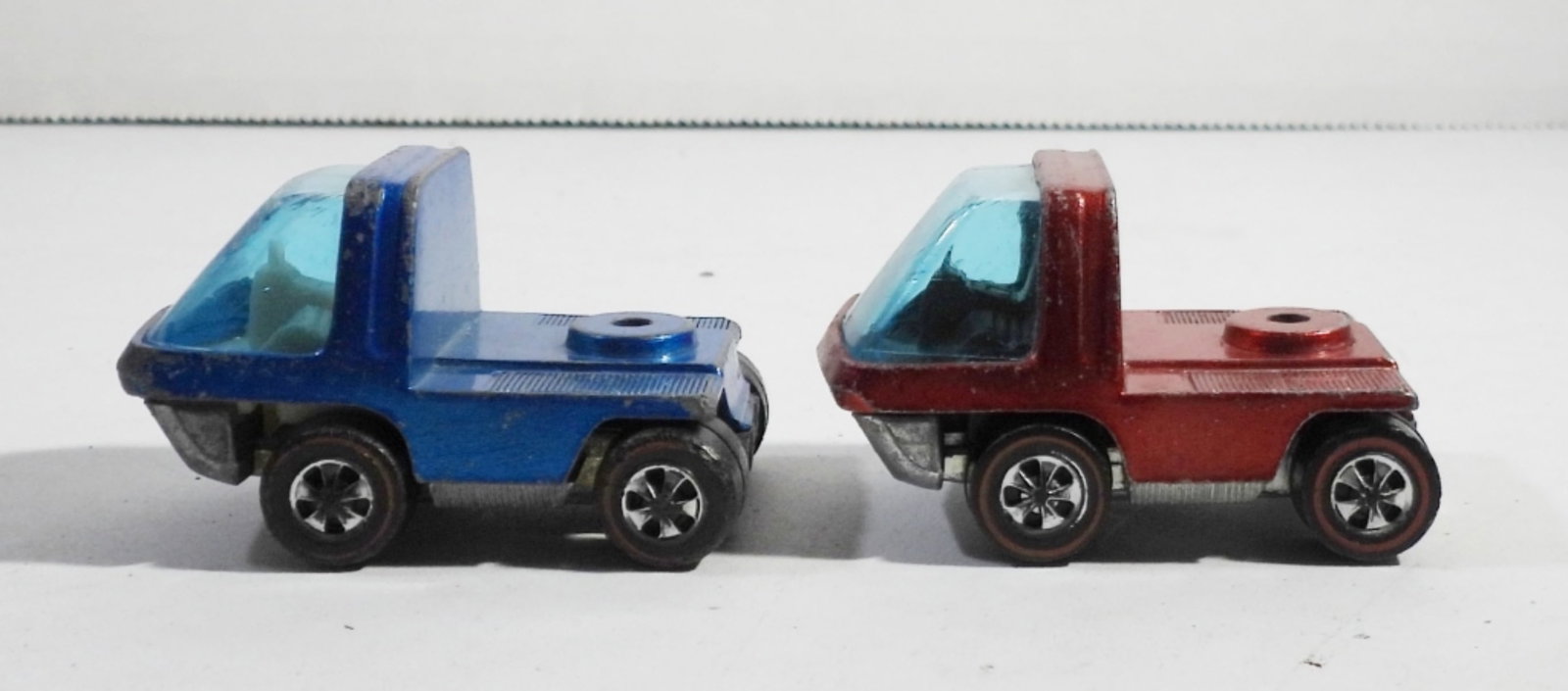 (2) HOT WHEELS REDLINE CARS: THE HEAVYWEIGHTS