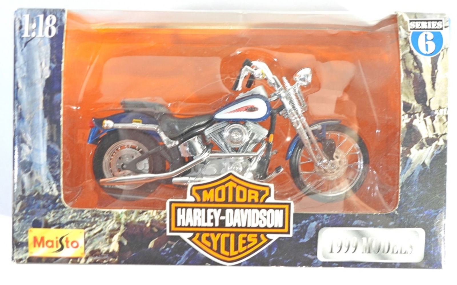 1999 HARLEY DAVIDSON 1:18 DIE CAST (1 of 4)