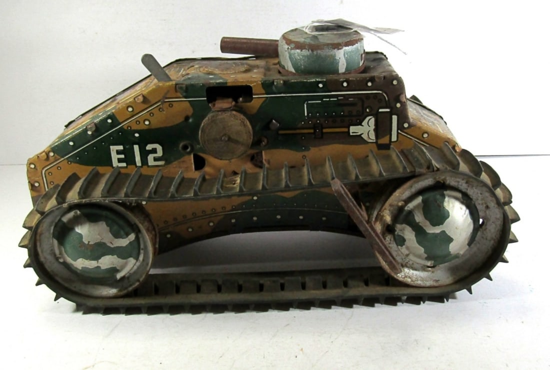 MARX 1950 TIN TANK WINDUP (1 of 3)