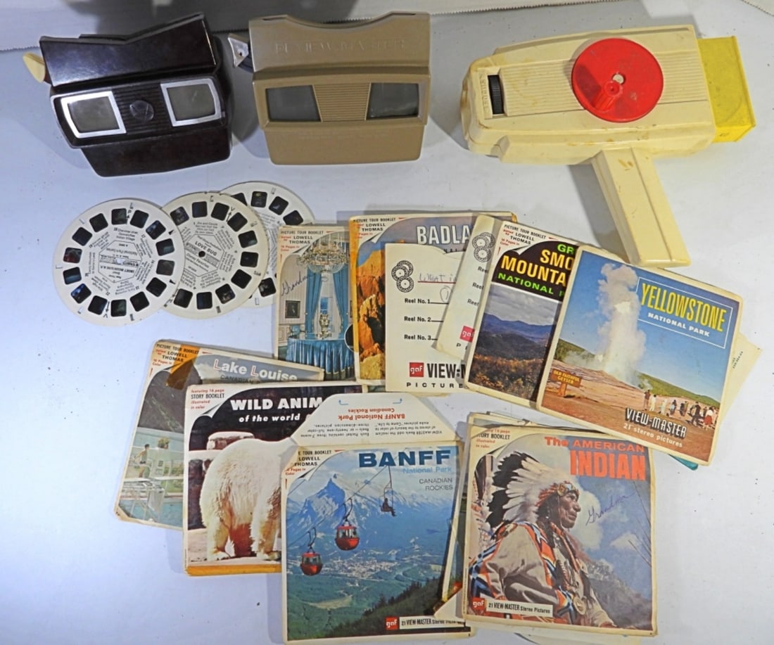 (2) VIEWMASTER & (1) FISHER PRICE VIEW (1 of 5)