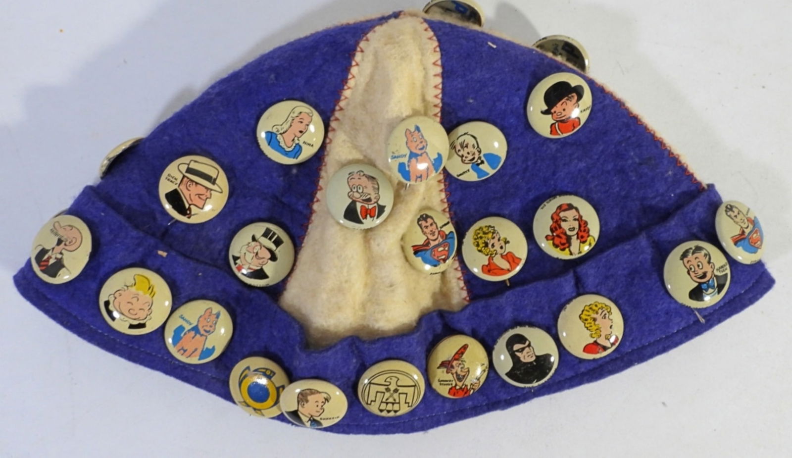 (46) VINTAGE KELLOGG'S PEP PINS & BEANIE (1 of 2)