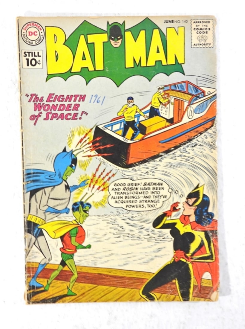 10c DC BATMAN COMIC 1961 (1 of 4)