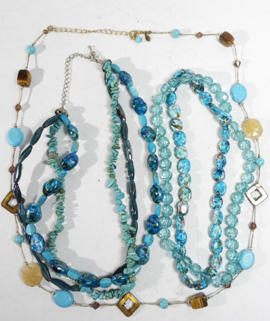 (3) TEAL / FAUX TURQUOISE NECKLACE LOT (1 of 1)