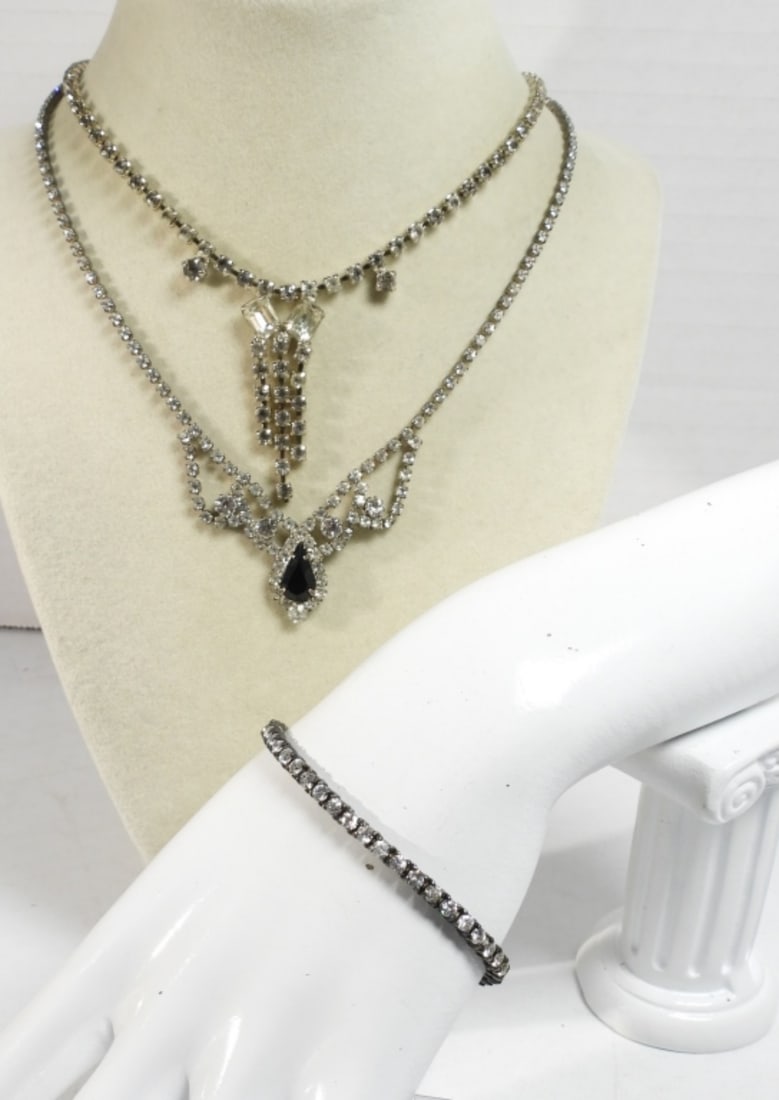 (2) CLEAR RHINESTONE VINTAGE NECKLACES (1 of 2)