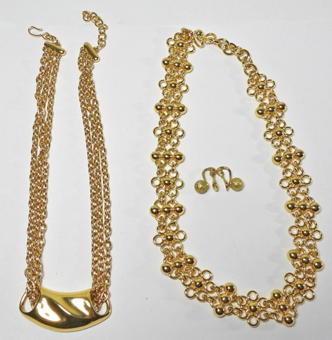 (2) GOLD TONE CHOKERS & EARRINGS: MATCHING