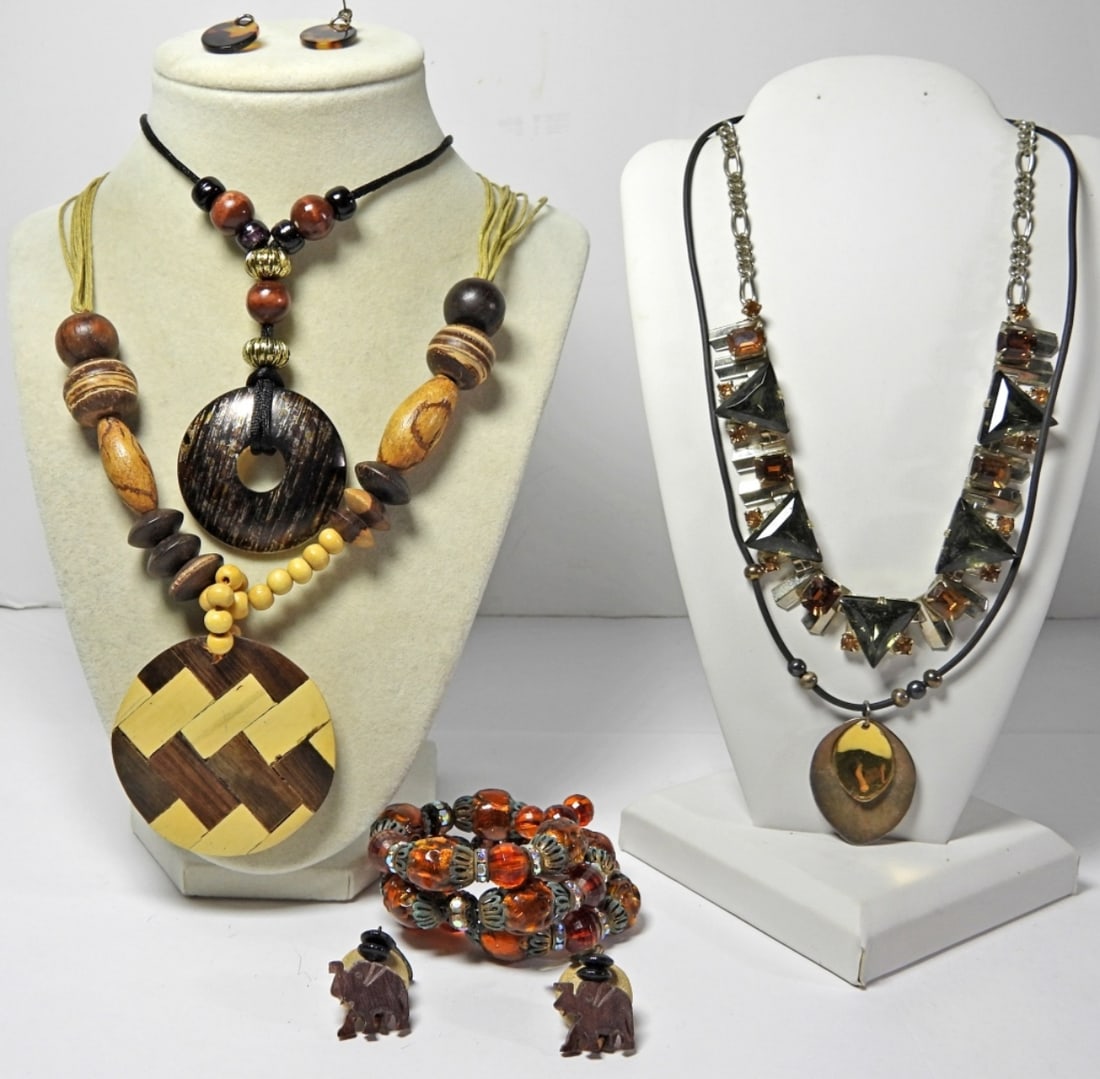 7PC VINTAGE FALL LOT (1 of 2)