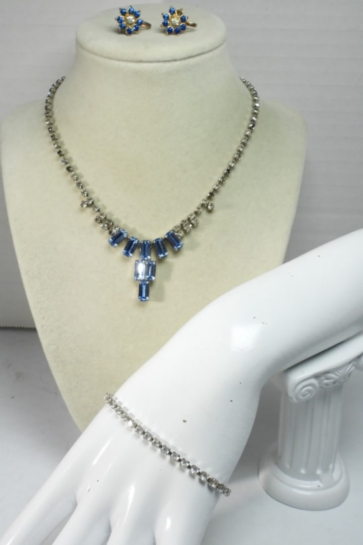 SKYBLUE RHINESTONE NECKLACE & MORE (1 of 3)