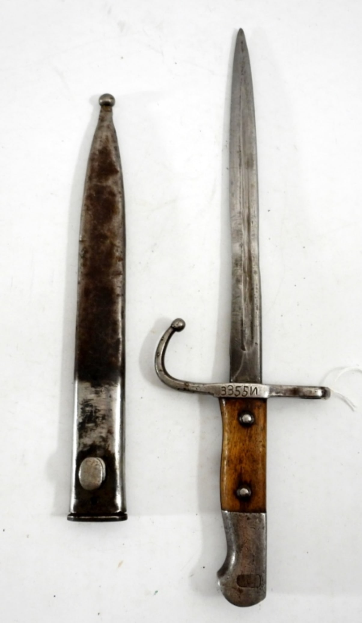 BAYONET KNIFE & SCABBARD for RIFLES (1 of 4)