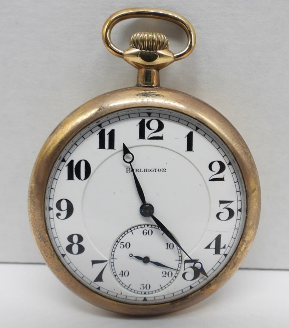 BURLINGTON (ILLINOIS), 16S, 21 JEWEL: NICE DOUBLE SUNK PORCELAIN DIAL 21 JEWEL LEVER SET MOVEMENT. YELLOW GOLD FILLED SCREWBACK CASE SIGNED BURLINGTON. CASE BACK ENGAVED EITH THE LOGO "FRATERNAL ORDER OF THE EAGLES" *All Pocket Watches te