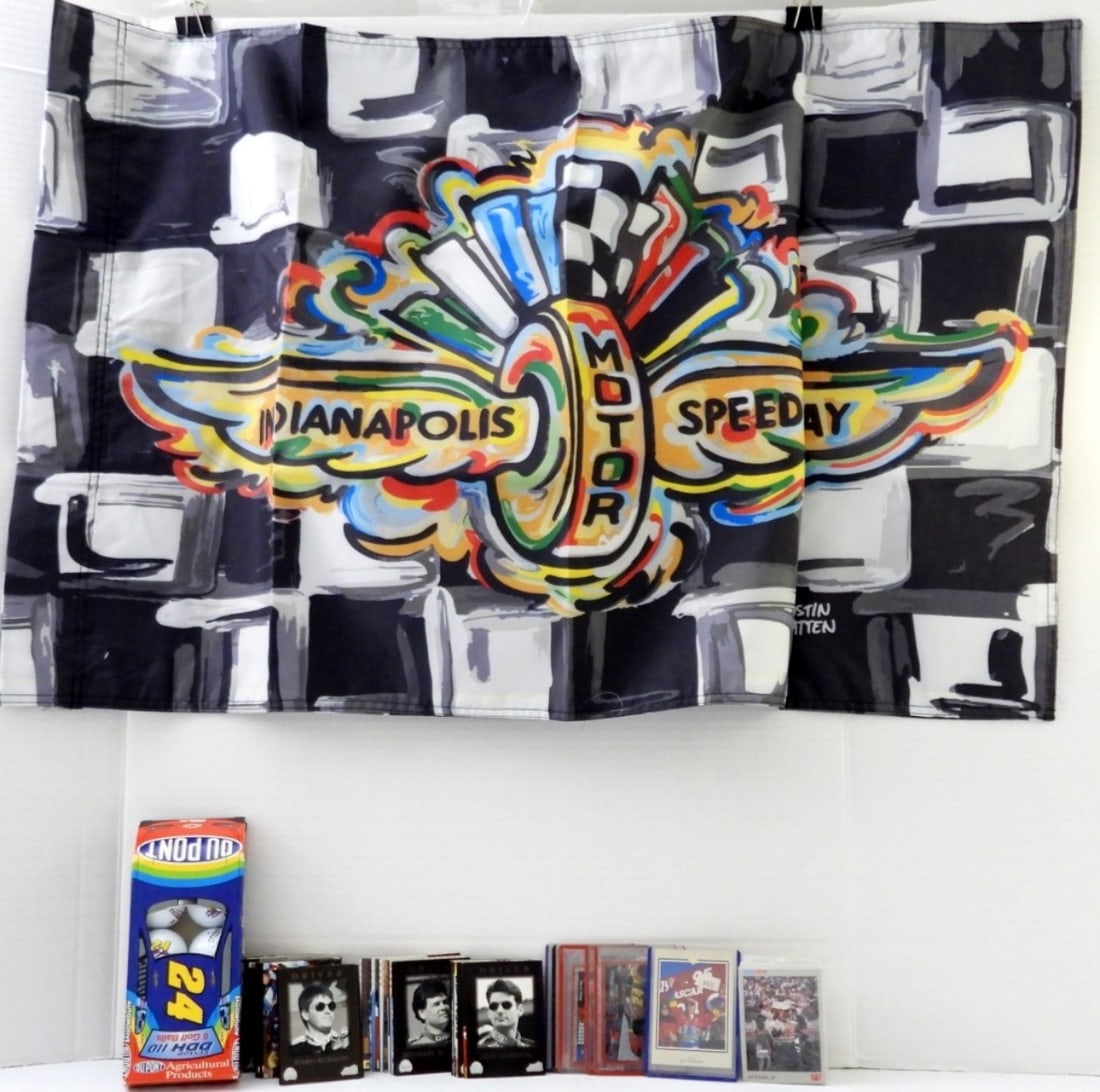 NASCAR COLLECTORS LOT: GOLFBALL FLAG AND CARDS