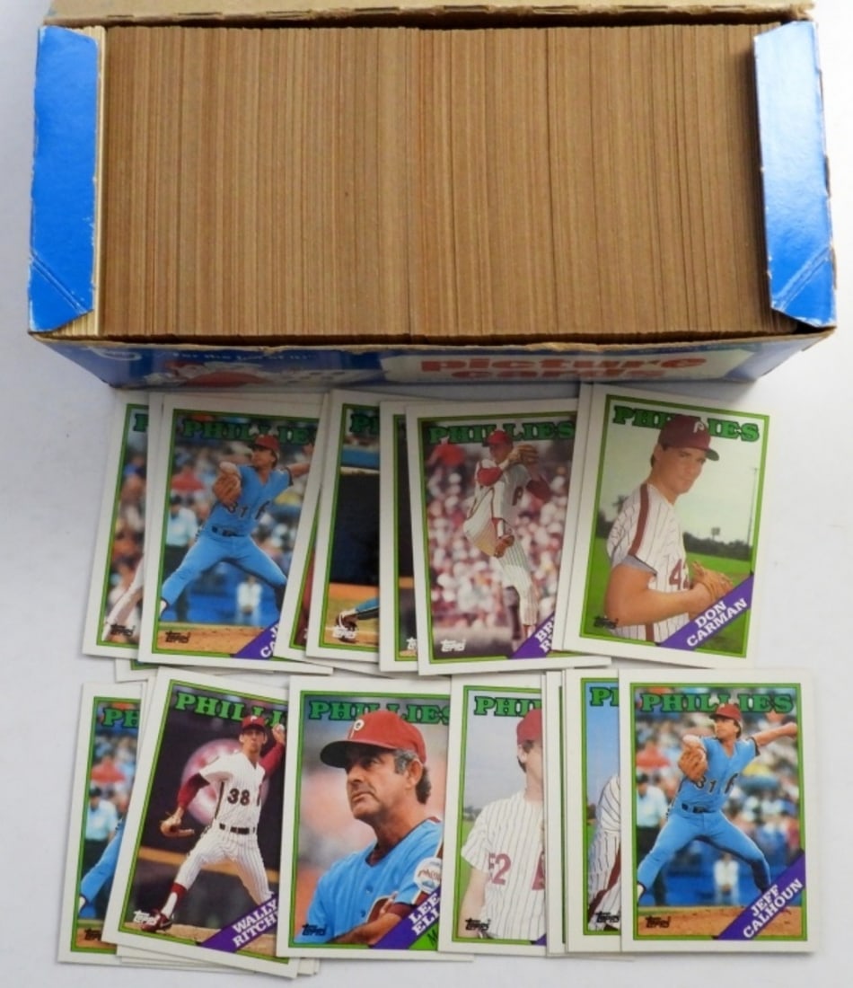 APPROX 450 1988 TOPPS PHILLIES CARD: SET UNVERIFIED IF COMPLETE,MAY HAVE DUPLICATES