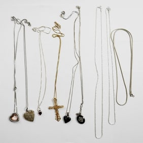 (9) STERLING CHAIN & PENDANTS