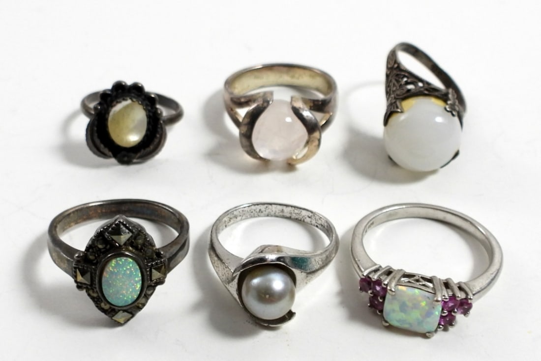 (6) FAUX PEARL NATURAL STONE 925 RINGS: STERLING MARKED 925 - SIZES 5-7 - 14.9 DWT