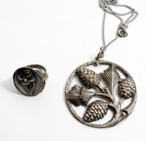 PINE CONE PENDANT & DOG WOOD RING 925