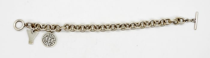 8" TOGGLE CHAIN BRACELET WITH CHARMS
