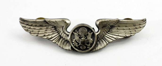 STERLING PILOT WINGS PIN